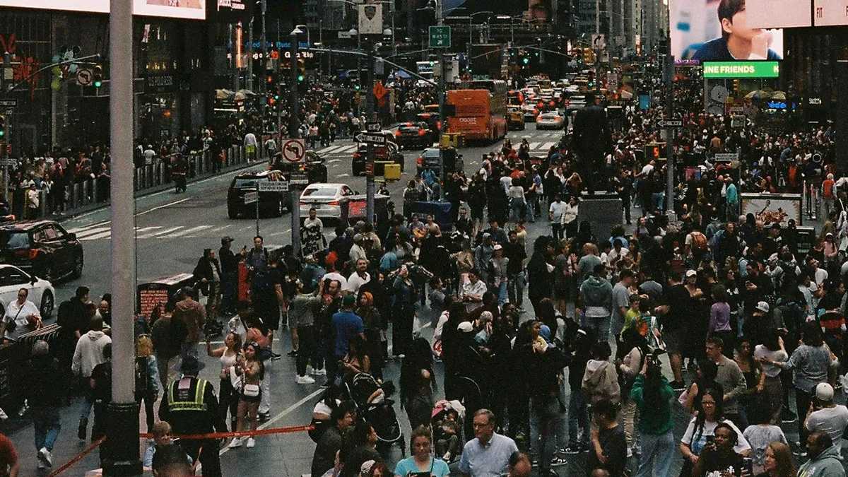 45 Non-Americans Confess The Strange Things They Assumed About Americans
