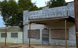 “Flat And Featureless”: 41 Places In The United States That Don’t Live Up To The Hype
