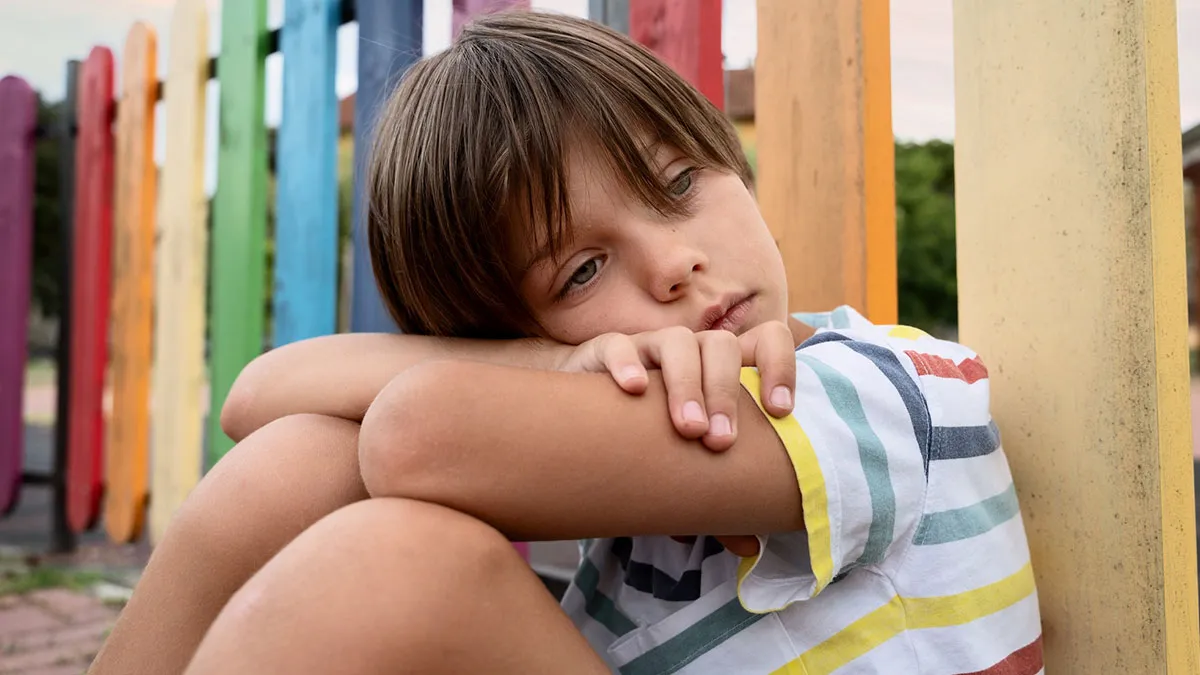 Parents Enforce Strict Gender Roles At Home, Are Shocked Son Doesn’t Get Along With His Sisters
