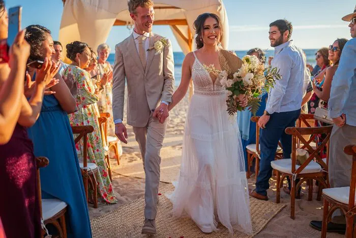 “They Didn’t Even Make It To The Wedding Day”: 61 Of The Worst Bridezillas And Groomzillas