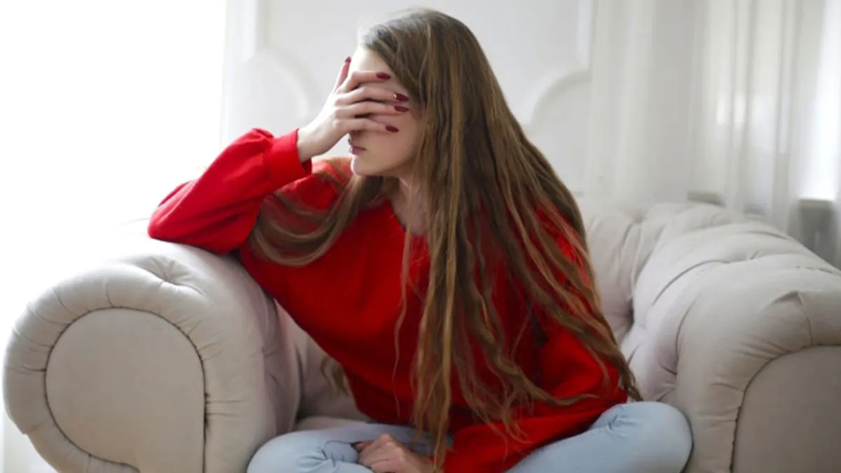 Bride Slams Airbnb Owner For A “Morally Bankrupt” Move That Ruined Her Wedding Plans 