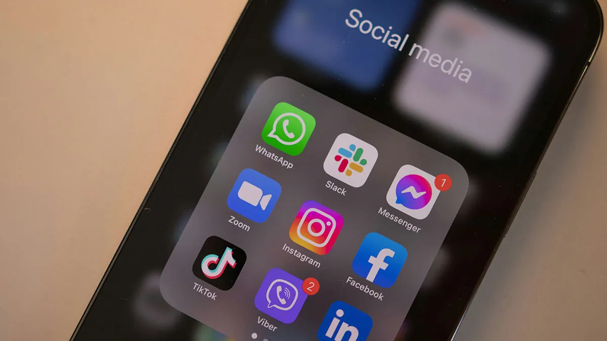 People Skillfully Break Down What Happens To A Person's Digital Life When They’re Gone