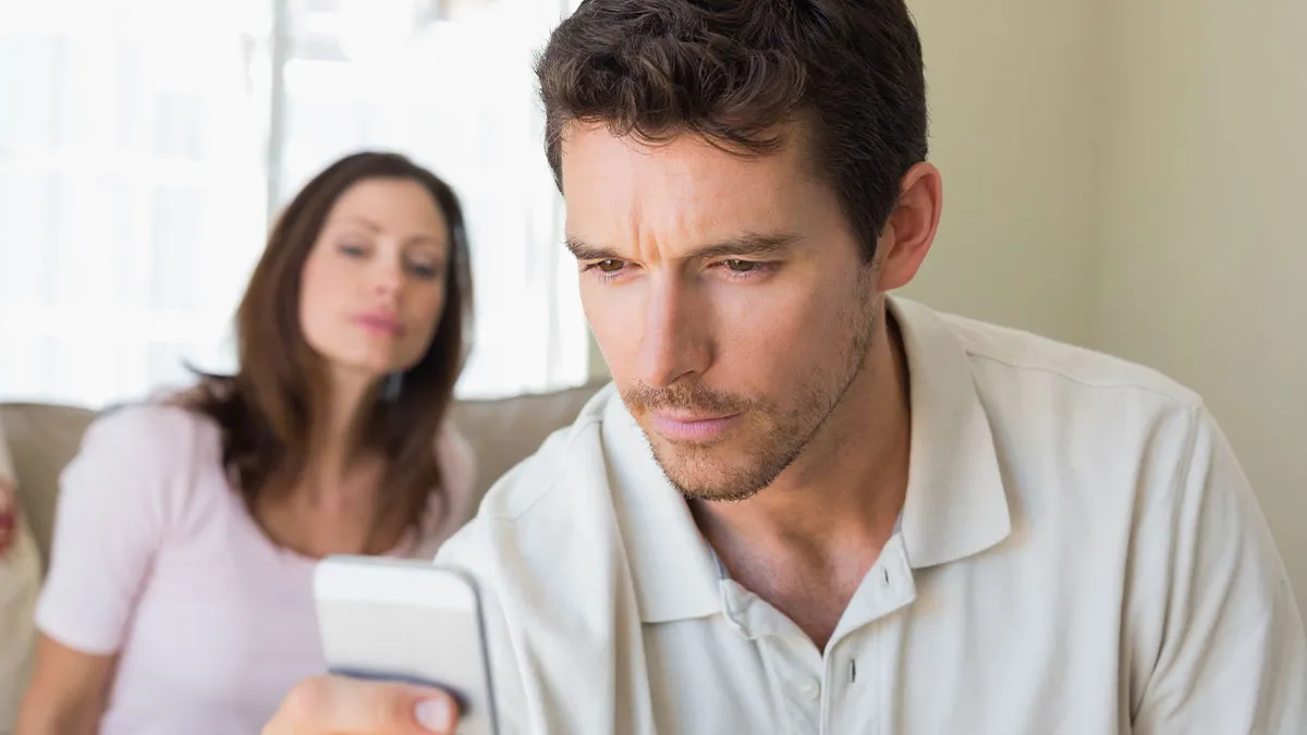 Guy Throws Away 15 Years Of Marriage By Cheating With "New Office Girl," Wife Files For Divorce