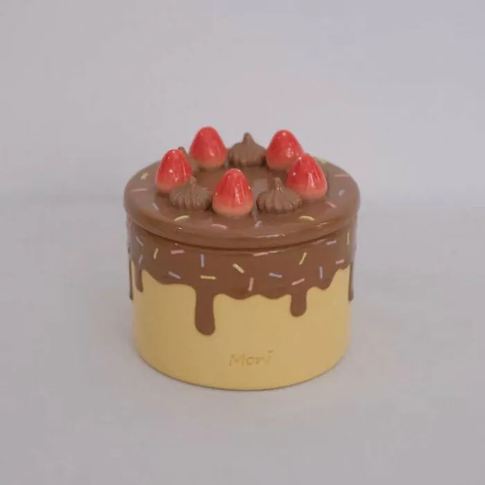 20 Handmade Ceramic Pieces By Kiln Solo That Are Almost Too Cute To Use