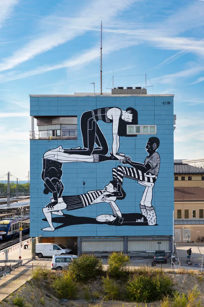 43 Powerful Murals By Alex Senna That Capture Human Connection And Individual Struggles