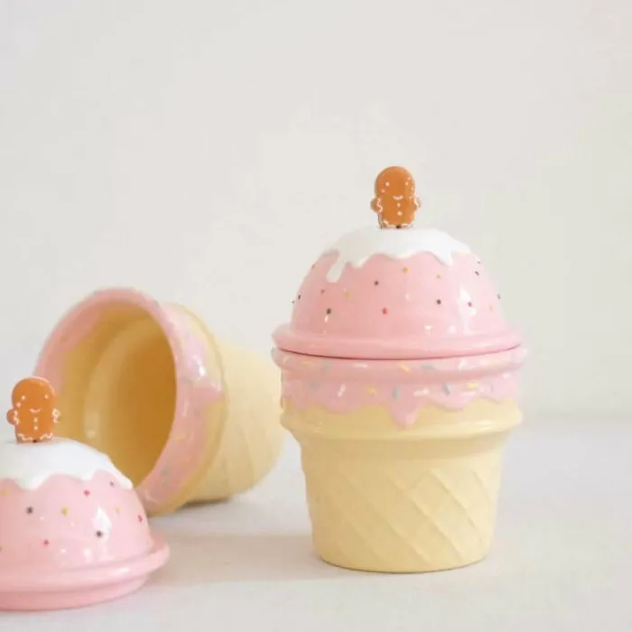 20 Handmade Ceramic Pieces By Kiln Solo That Are Almost Too Cute To Use