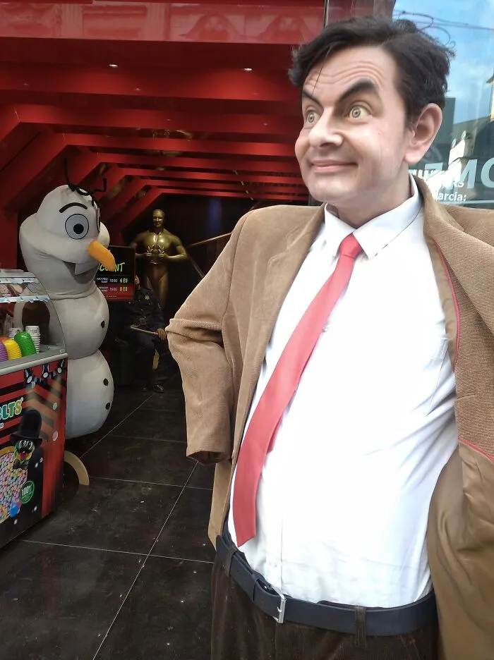 Polonia Wax Museum Kraków - Mr. Bean And Olaf