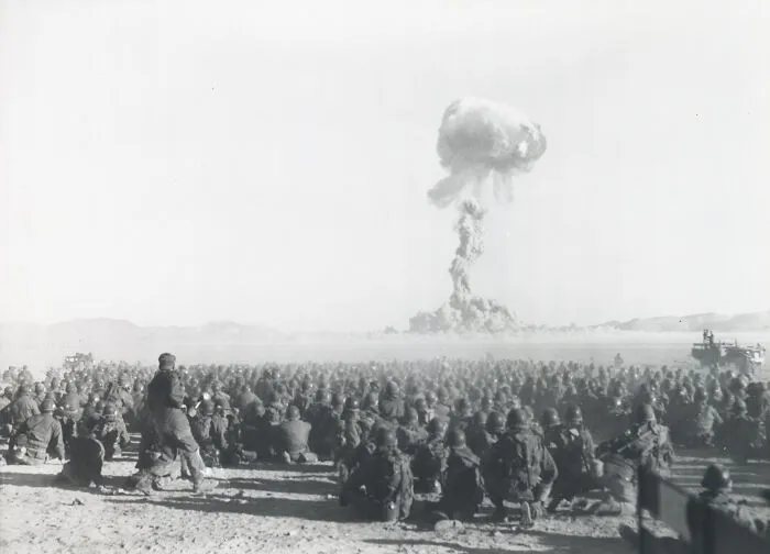¿Cómo es posible que todas esas pruebas de bombas atómicas se realizaran durante los años 60 en los desiertos de Nevada sin ninguna consecuencia grave para el medio ambiente y los seres humanos?