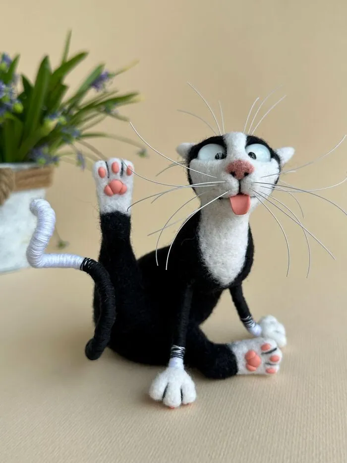 Artist Makes Felted Cats With Whiskers That Deserve Their Own Fan Club (43 Pics)