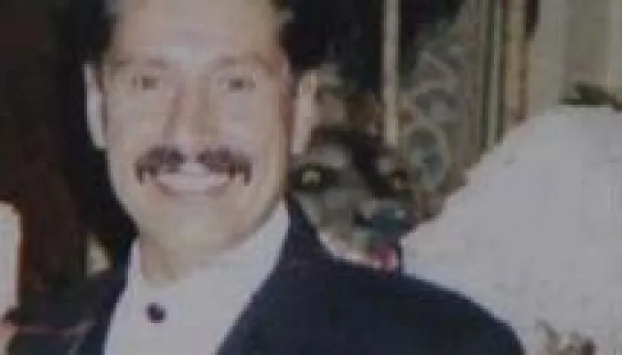 37 Creepy Photos That Seem Completely Normal Until You Notice One Detail