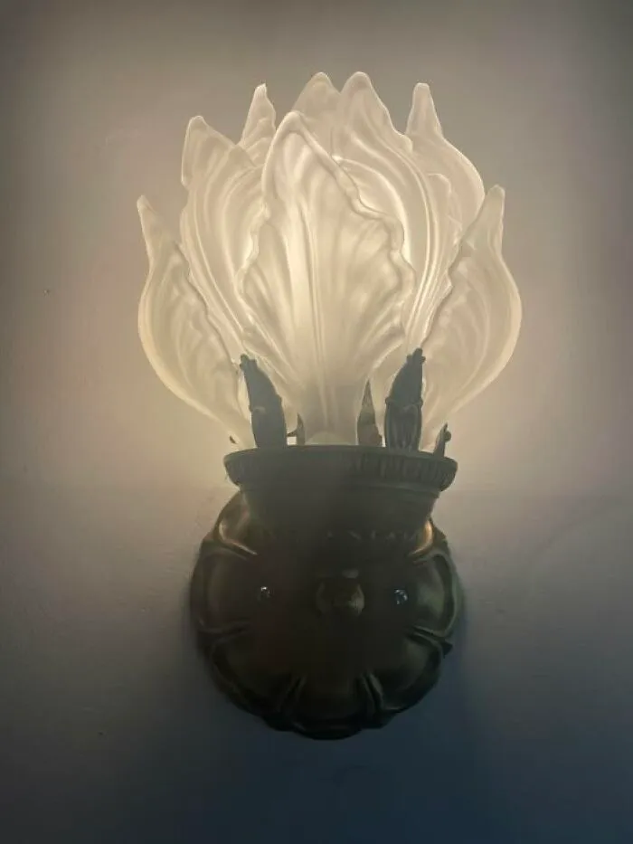 I Purchased This Beauty At A Garage Sale. It Was Dusty, Splattered In Paint And One Of The Shades Was Broken