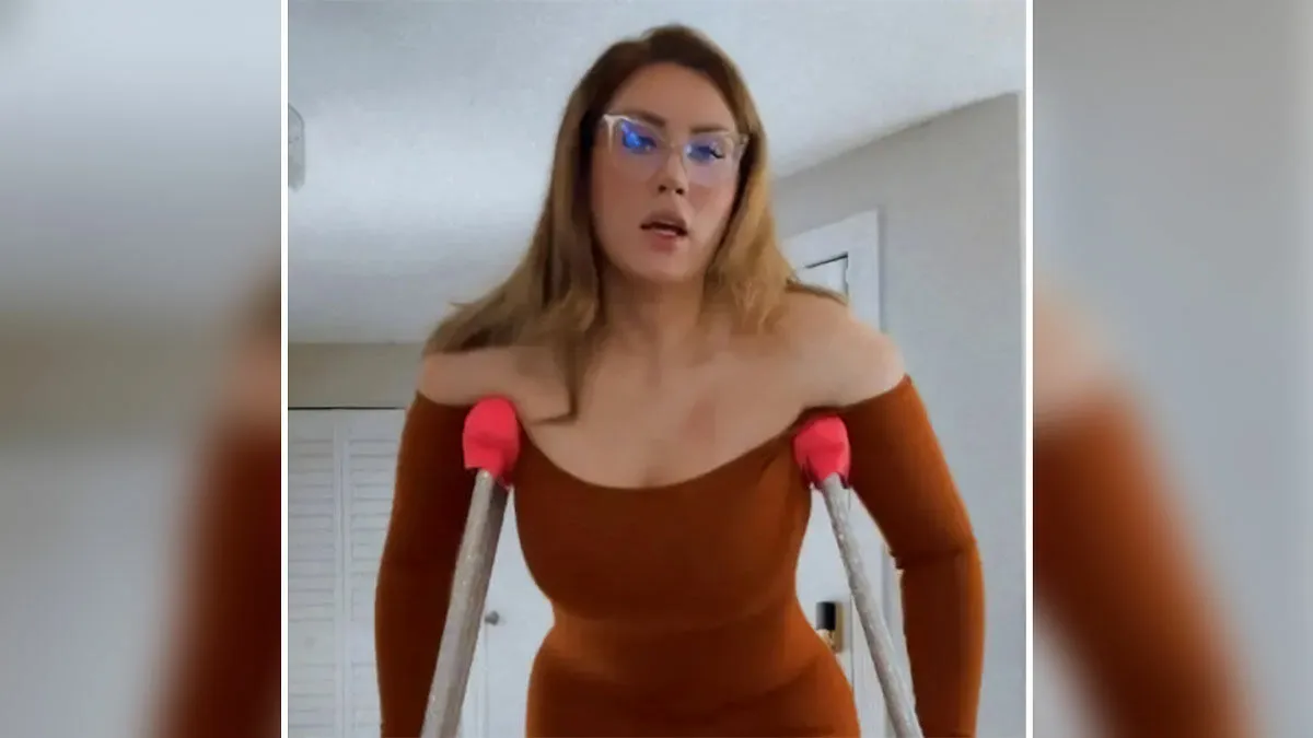 6'1" 250lb Adult Performer Claims NFL Player Broke Her Leg After She "Humiliated" Him During Football Lesson