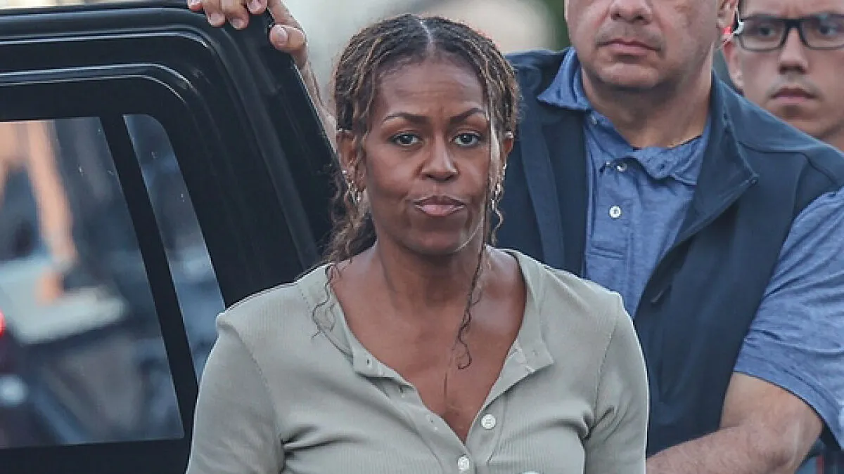 Michelle Obama Sparks Fresh Concern With "Gaunt" Dinner Appearance As Barack’s Absence Fuels Marriage Speculation