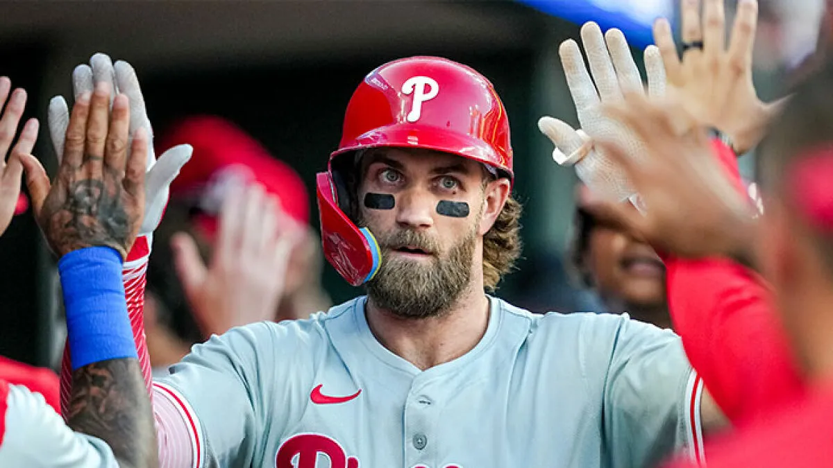 "I've Never Seen Anyone Do That": MLB Superstar's Strange Toothbrushing Technique Leaves Fans Baffled