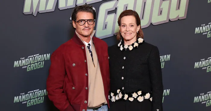 “Lost All His Aura”: Fans Roast Pedro Pascal Over Strange Slip-Up At New ‘Star Wars’ Movie Event