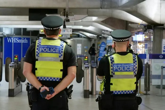 55 Shocking And Dark Secrets That Could Ruin People’s Lives If They Were Ever Revealed