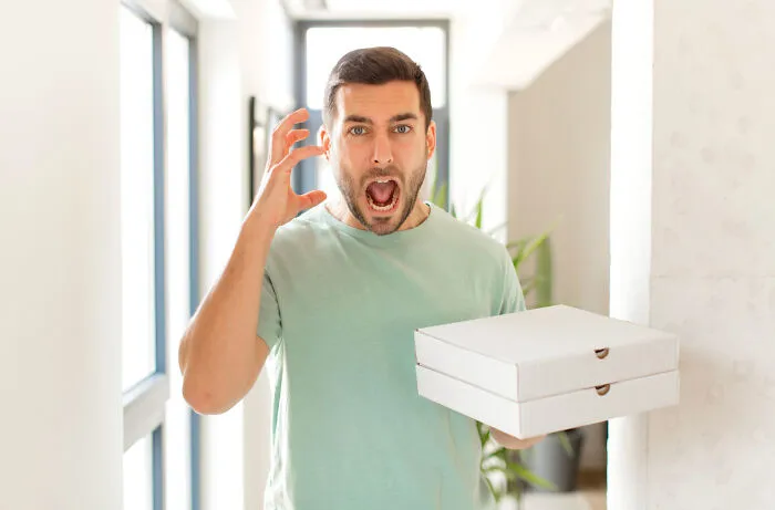 Delivery Drivers Share 41 Moments That Got People Banned From Ever Getting Pizza Again