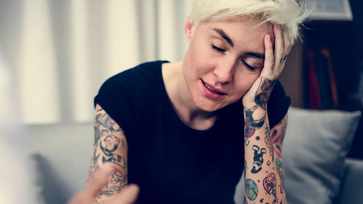 “I’m An Embarrassment”: Woman Considers Ending Friendship After Bride Demotes Her