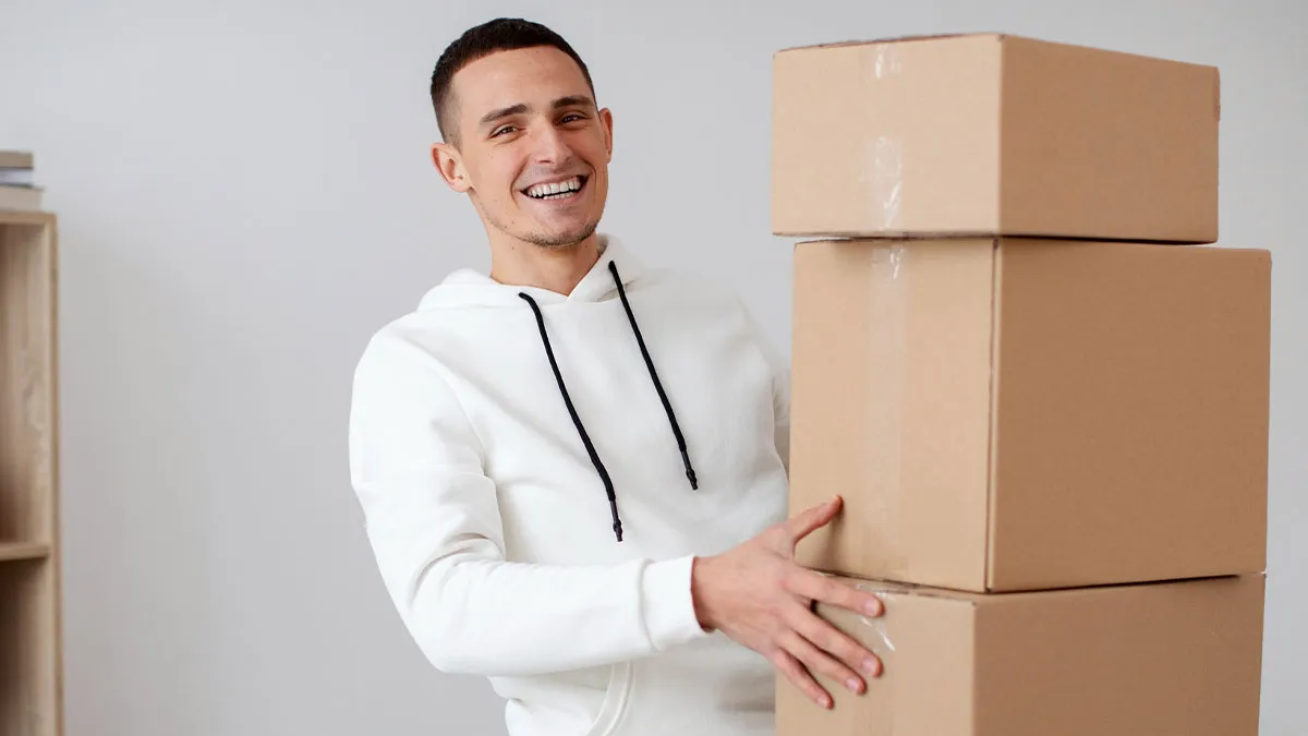 Woman Agrees To Store A Couple Of Items For Friend, Comes Home To A Fully Packed House From Hell