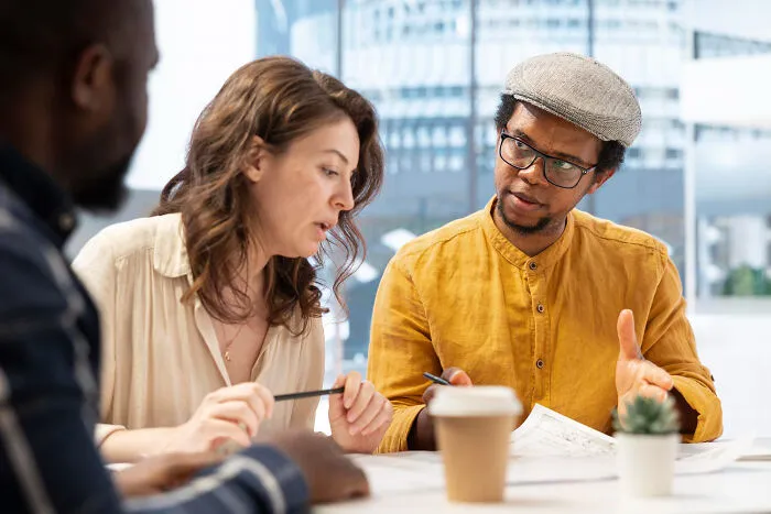 43 Painfully Dumb Things Folks Said That Immediately Exposed A Serious Lack Of Intelligence