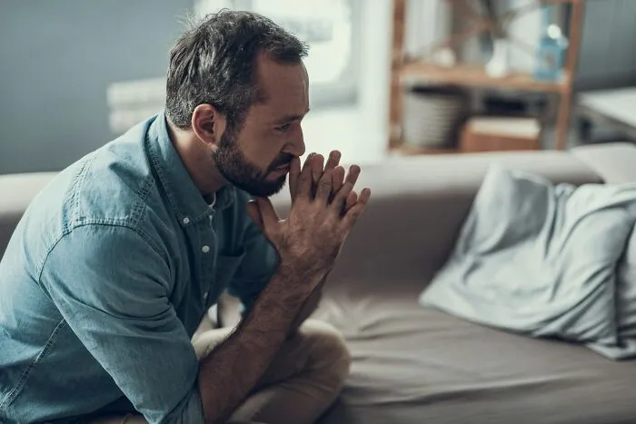 “The Normalized Misandry”: 63 Men Reveal How The Manosphere Seduced Them, And Others Weigh In
