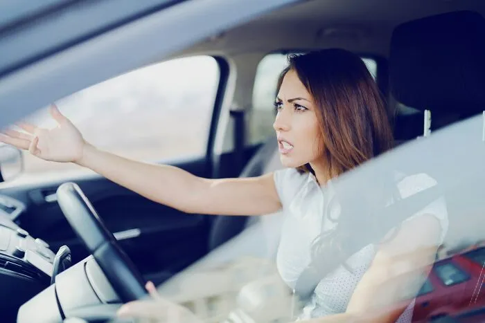 “Still Get Nightmares”: 61 Truckers Open Up About Places They Genuinely Fear