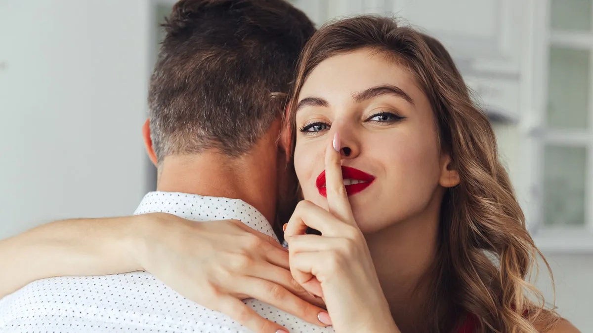 Woman Thinks Ex's Mistress Is Stalking Her, But The Truth Behind The Coincidences Is Sickening