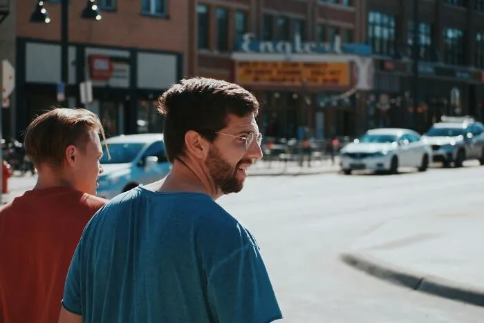 62 People Share The Absolute Weirdest Things They’ve Caught A Stranger Doing In Public