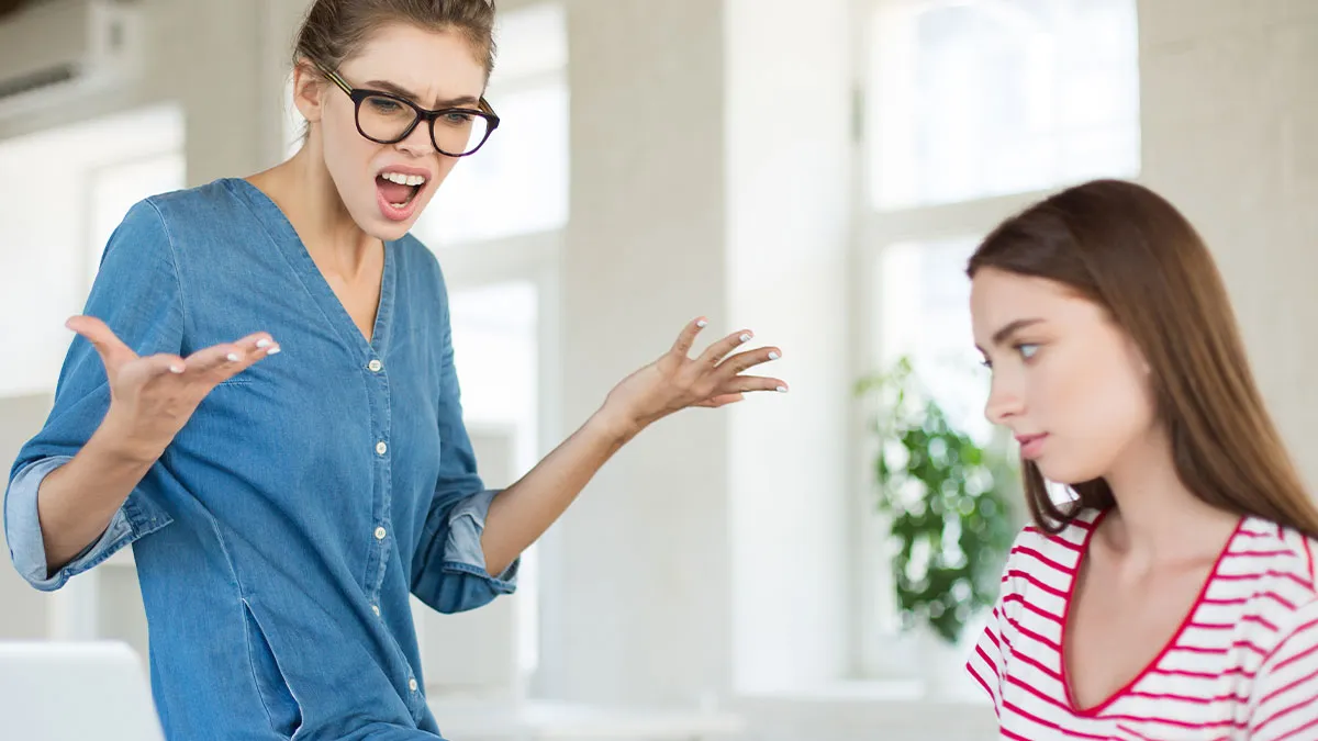 “Fishy-Tasting Cups Of Tea”: 71 Office Drama Incidents That Are HR Nightmares