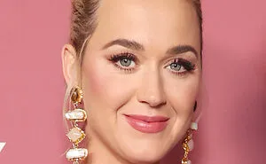 "Lost Another Baddie To Buccal Fat Removal": 28 Celebrity Collages That Put Rumored Plastic Surgery On Display