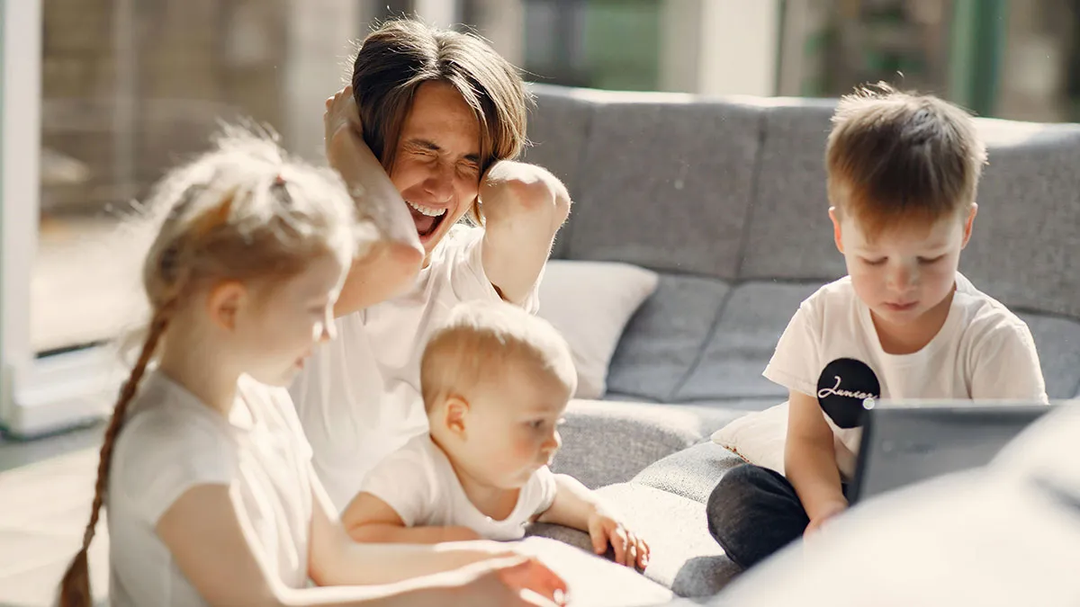 “She Should Have Never Had Kids”: 69 Heartbreaking Realizations People Had About Their Parents