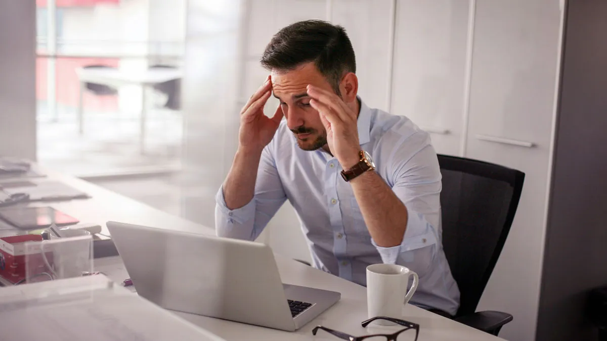 Boss Spends Entire Dinner Acting Like A Jerk, Ends Up Losing Millions Weeks Later