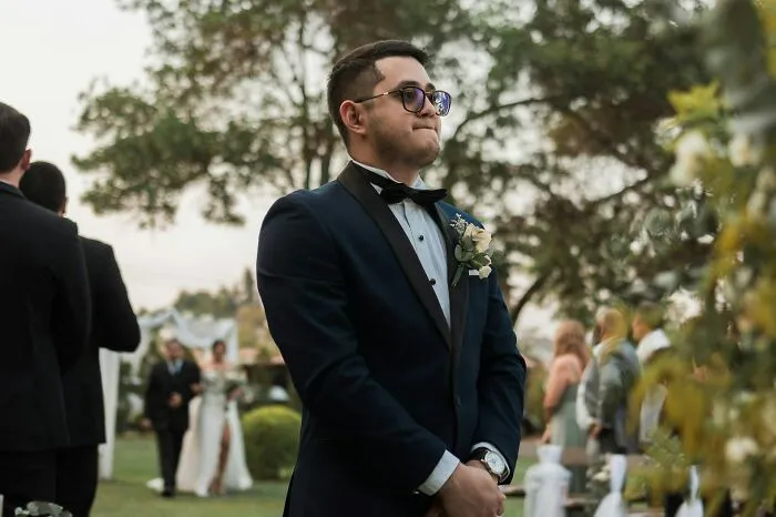 “Perfect Mid-Sneeze Shot”: 33 Of The Worst Moments Photographers Saw And Captured At Weddings