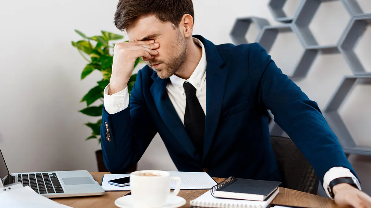 “Ate His Own Words”: AI-Obsessed Manager Finally Learns Why Humans Are Still Needed