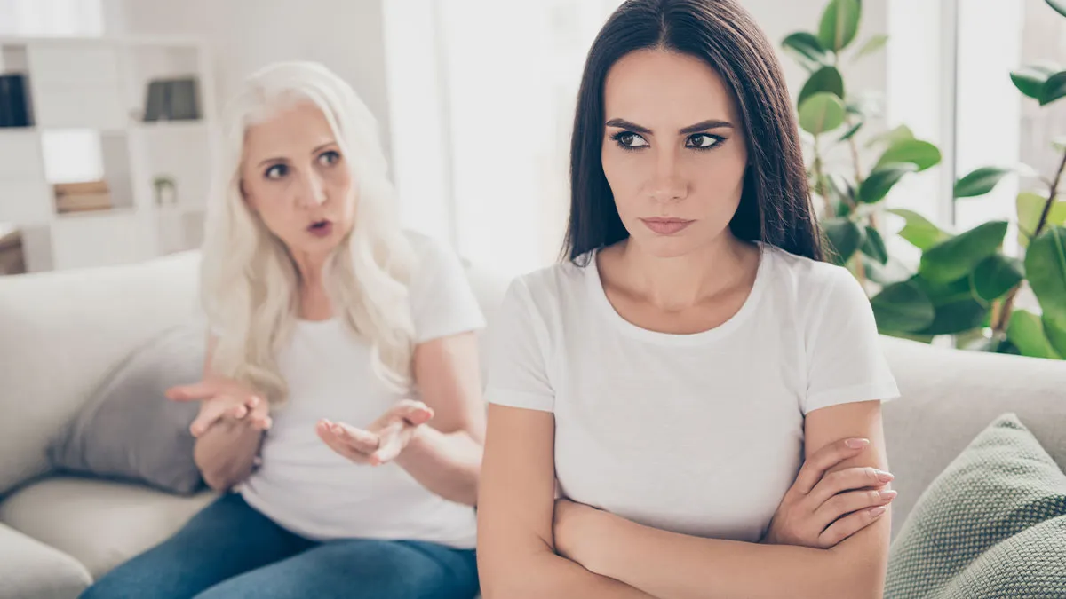 Mom Secretly Takes Kid To Visit Ex's Homophobic Fam, He Finds Out And Ends Every Custody Flexibility