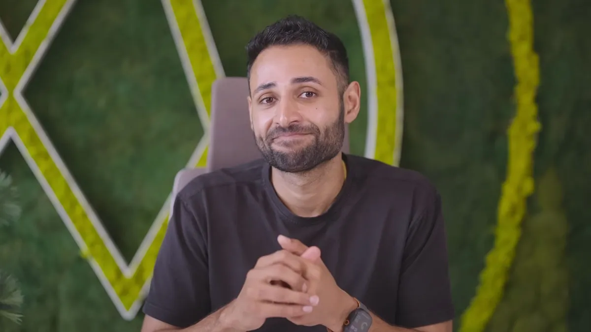 YouTuber Loses Out On A $300K Deal After US Officials Strip-Search And Deport Him At The Border