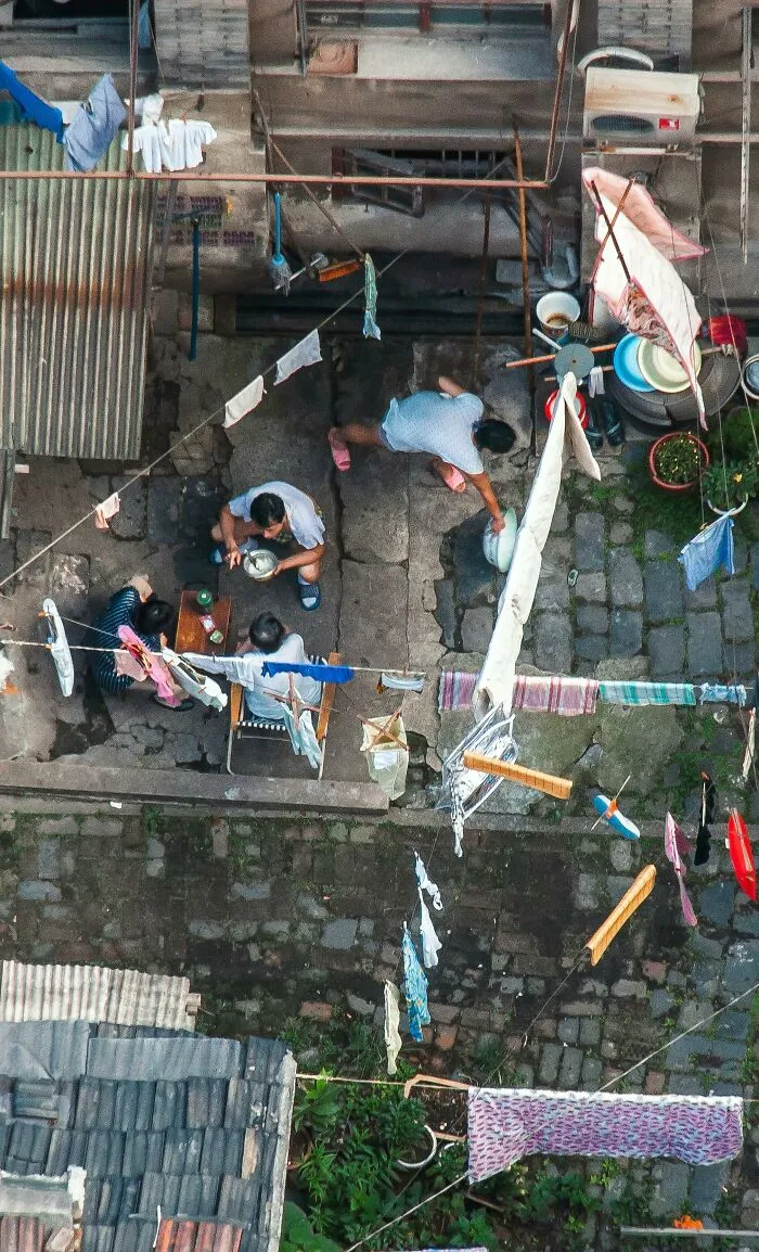 “My Neighbor Has No Sense Of Time”: 34 Of The Most Annoying Neighbors People Had To Deal With