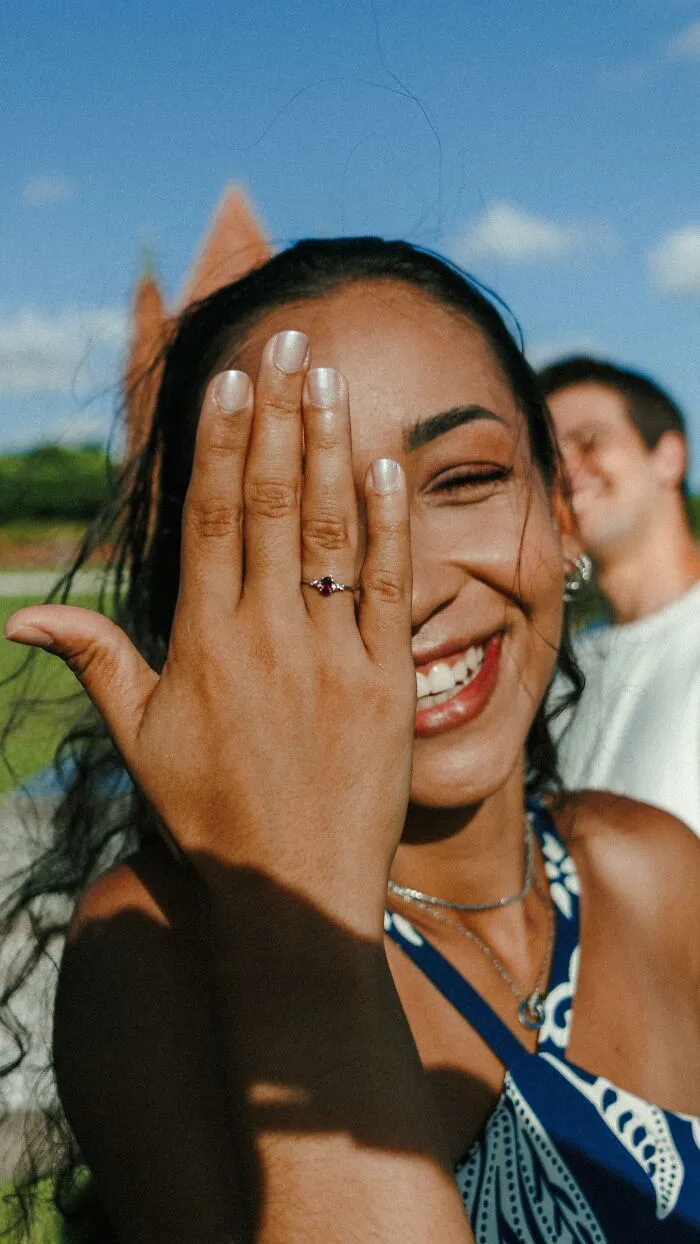 61 Wild And Scandalous Cheating Stories That Might Make You Want To Go Through Someone's Phone