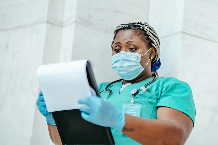 59 Medical Professionals Share The Most Unhinged Chart Notes They’ve Ever Seen