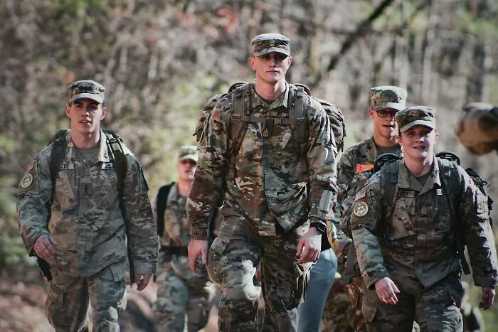 Eli5: Military Officers Swear To Protect And Defend The Constitution Of The United States, Not The President. Can The Military Overthrow The President If There Is A Direct Order That May Harm Civilians?