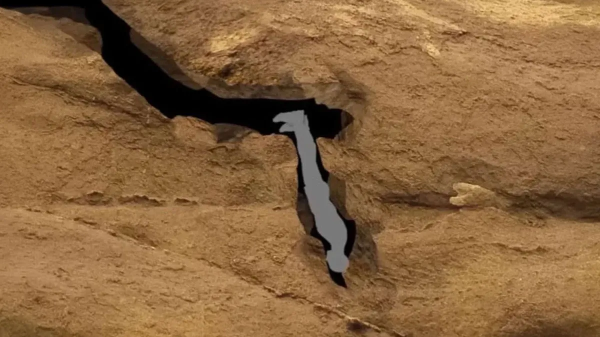 21 Terrifying Stories That Might Make You Never Go Underground Or Underwater
