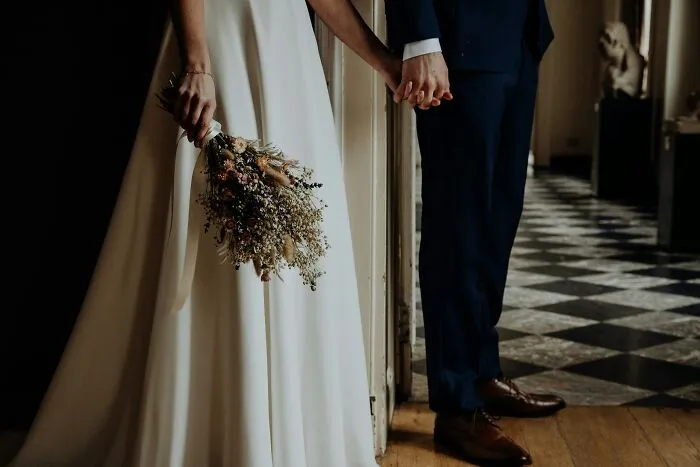 “Camera Guy Was In Tears”: 69 Wild Weddings That Left Guests Speechless And Jaws On The Floor