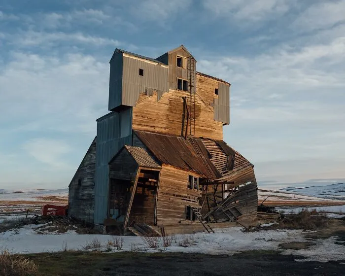 55 Eerie Photos Of Abandoned Places And Forgotten Corners Of America By Brendon Burton