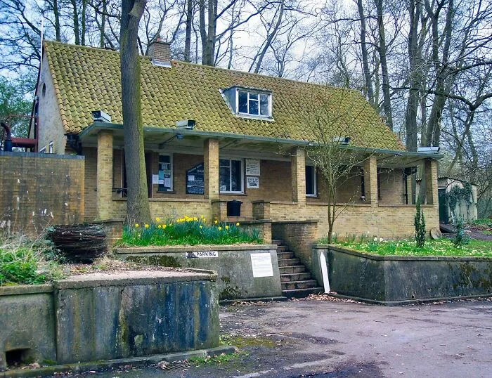 Kelvedon Hatch: The Nuclear Bunker Hidden Behind A Bungalow In The English Countryside