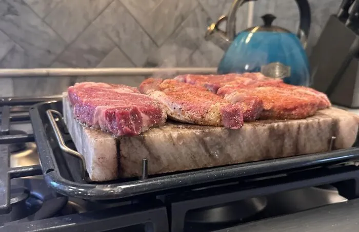 Grilling On A <a Style="Display:inline;" Href="Https://Www.amazon.com/Umaid-Natural-Himalayan-Cooking-Certified/Dp/B07g1p9sfl?ie=utf8&th=1&linkcode=ll2&tag=bpmoose-20&linkid=c41ad86f1d14d7377af36954d632097b&language=en_us&ref_=as_li_ss_tl" Target="_blank">  <span Style="Font: Inherit; Color: #d74b1f;"> Himalayan Salt Block Cooking Plate </Span> Is The Kind Of Move That Makes Dad Feel Like A Professional Chef, And Honestly The Results Back Him Up Completely