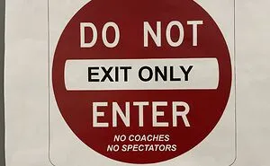 65 Signs That Accidentally Became Comedy Gold