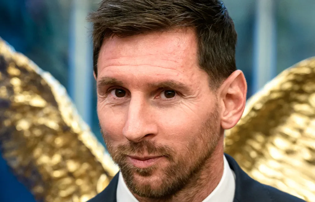 Close-up of Lionel Messi smiling slightly. A perfect quiz question for general knowledge.