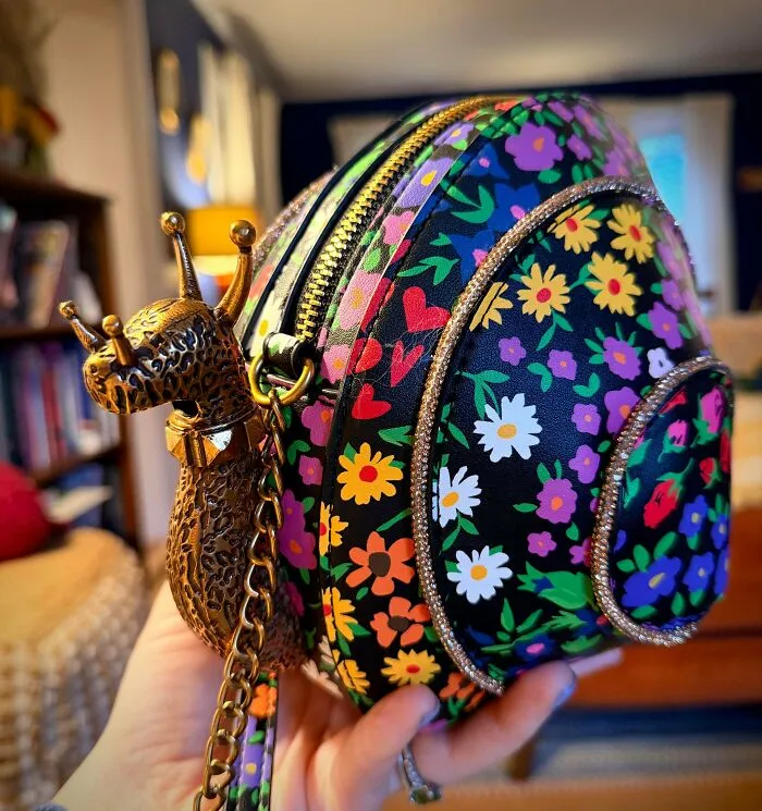 My Favorite Find This Week — Snail Purse!