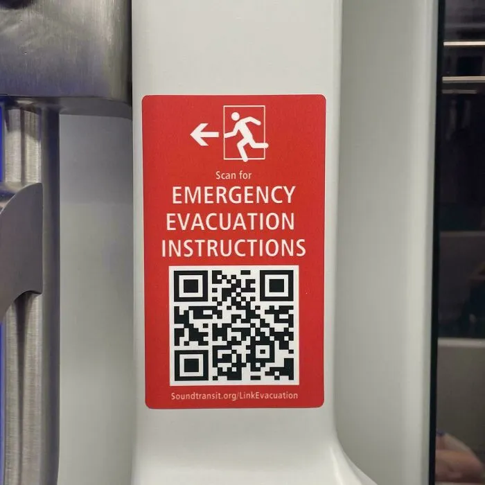 Tener que escanear un código QR en caso de emergencia