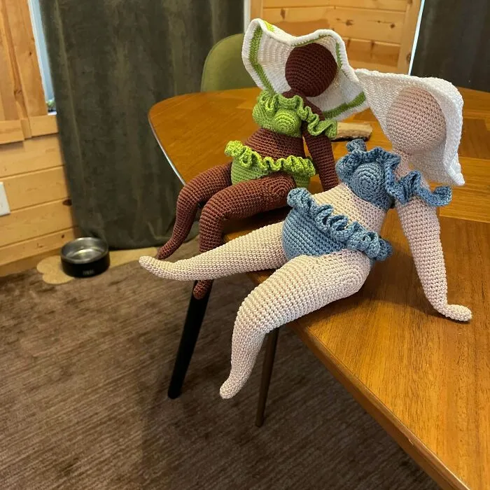 Vacation Lady From Last Summer Got A New Girlfriend!